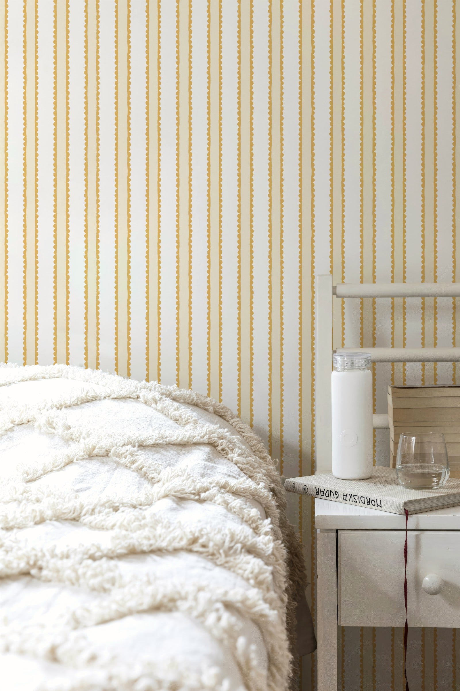 Crayon Stripe Wallpaper