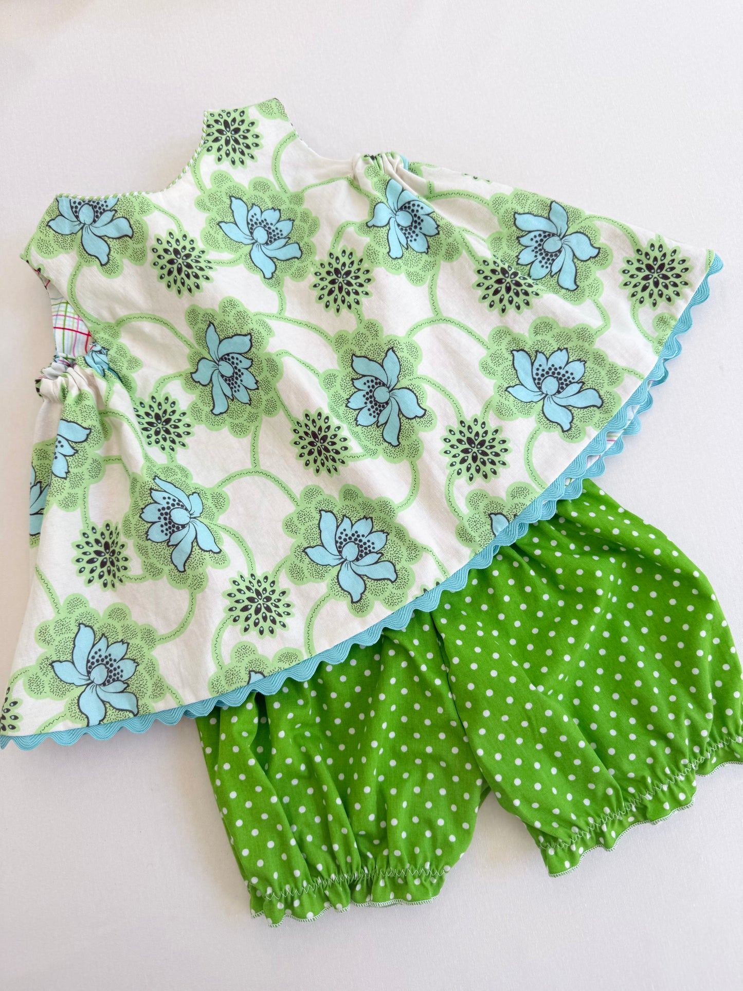 reversible baby top and bloomers in mint green floral 6M